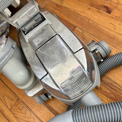 Lot 265 Kirby Vacuum