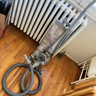 Lot 265 Kirby Vacuum