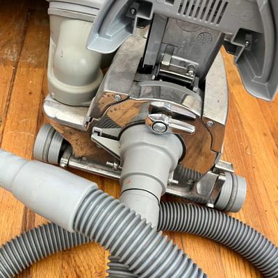 Lot 265 Kirby Vacuum
