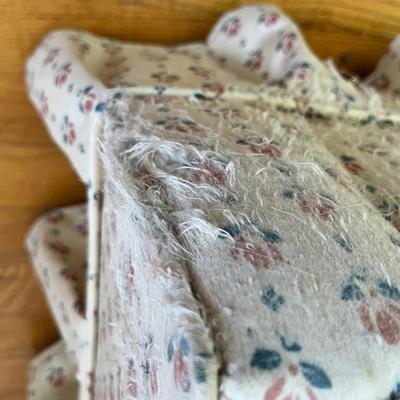 Lot 270 Early American couch