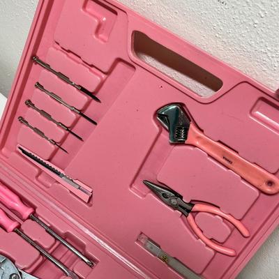 Lot 279 Pink Girls tool set