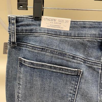 Chicos NWT Sparkle Denim Size 2R