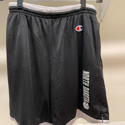UND Fighting Sioux Mesh Shorts Size Large