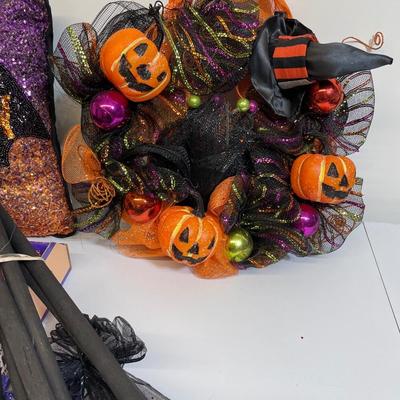 Halloween Decor Lot