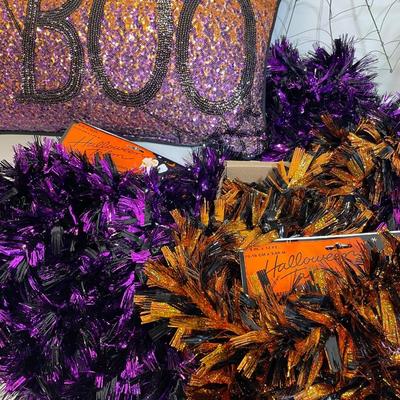 Halloween Decor Lot