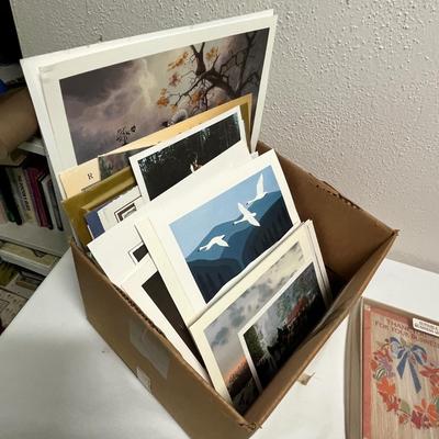 Lot 290 Big lot of greeting cards!