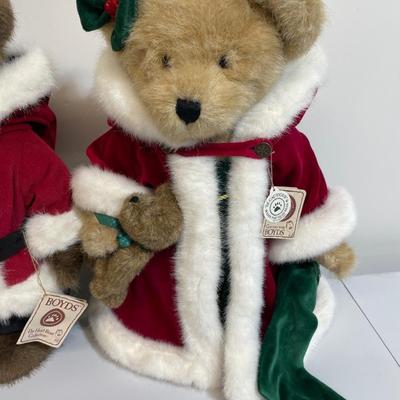 Boyd’s Bears Plush Santa and Mrs Claus