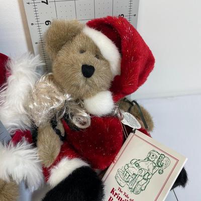 Boyd’s Bears Plush Smaller Santa Bear Kringle’s Retreat