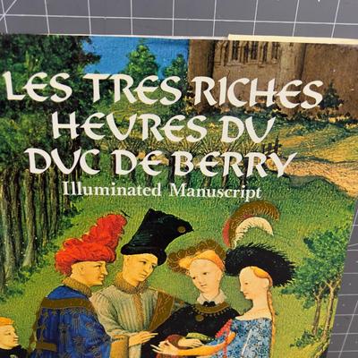 Sale Photo Thumbnail #723: Collectible Book!!! Good Condition. With Good Dust Jacket 