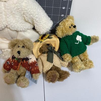 Boyd’s Bears Plush Large Bear in Beret, Irish bear and more