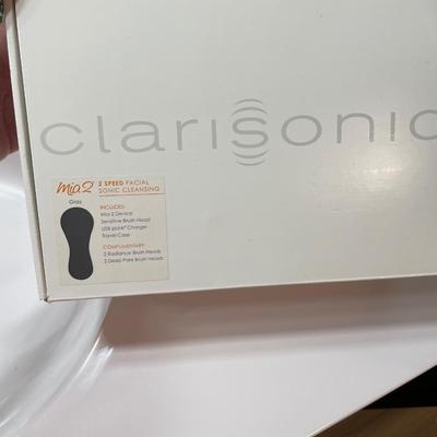 Clarisonic Facial Cleansing Brush with 3 New Heads