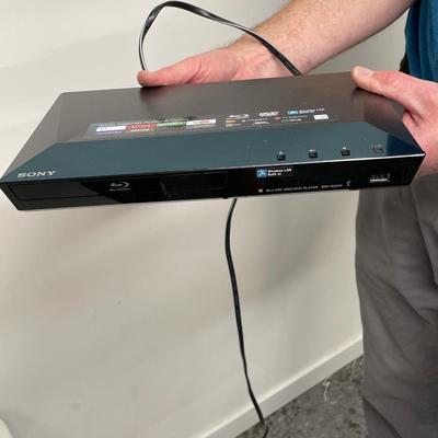 2 Sony DVD Players
