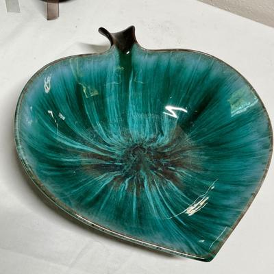 Lot 293 60s slag glaze pieces