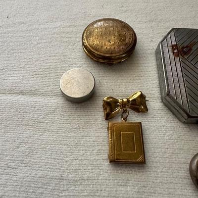 Sale Photo Thumbnail #568