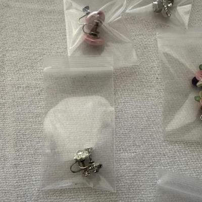 Sale Photo Thumbnail #705