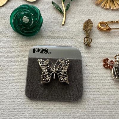 Sale Photo Thumbnail #718