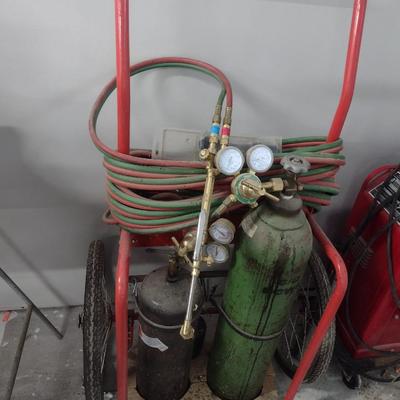 Acetylene Cutting Torch Set with Hose, Gauges, and Cart
