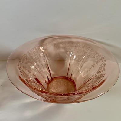 LOT 67: Collection of Pink Depression Glass - Vase, Bowl and Canister with Lid