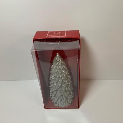 LOT 75: Lenox Winter Greeting Collection - Casserole Dish with Lid, Thermal Carafe, Mugs and Spoon Rest and a Silver Lenox Christmas Tree...