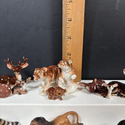 LOT 110: Wildlife Miniatures: Alligators, Bears, Lions, Pheasant and More