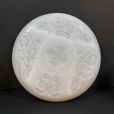 LOT 114: Vintage Milk Glass Collection