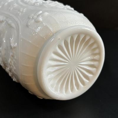 LOT 114: Vintage Milk Glass Collection