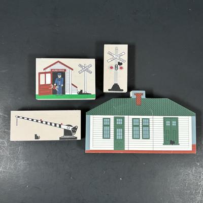 LOT 120: All Aboard for the Licensed Lionel The Cat's Meow Collection: "Steam Turbine" Set w/Box, Crossing Gate, Passenger...