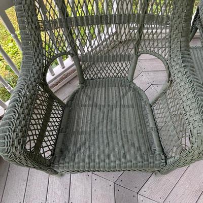 LOT 121: Outdoor Furniture: Chairs, Ottomans, Table w/Glass Top