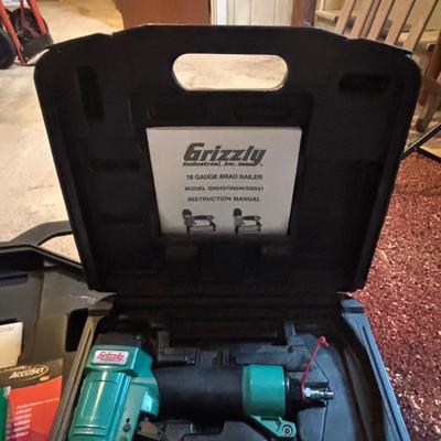 LOT 130: Grizzley 18 Gauge Brad Nailer, Central Pneumatic Air Stapler & AccuSet Finish Nailer