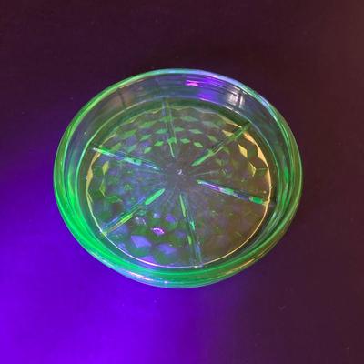 LOT 138: Uranium Glass Collection - Juicer, Measuring Cup and Coaster