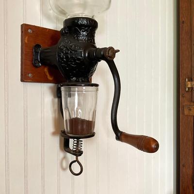 LOT 139: Vintage Arcade Crystal No 3 Wall Mount Coffee Grinder