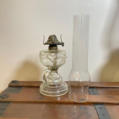 LOT 140: Vintage Glass Oil Lamps with Collection of Cat's Meow Philadelphia and Americana Barn Series Collectibles