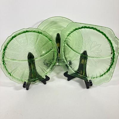 LOT 141: Collection of Uranium Glass Serving Plates