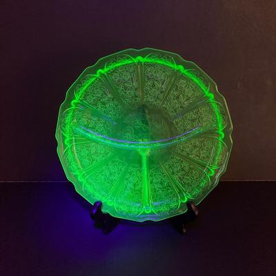 LOT 141: Collection of Uranium Glass Serving Plates