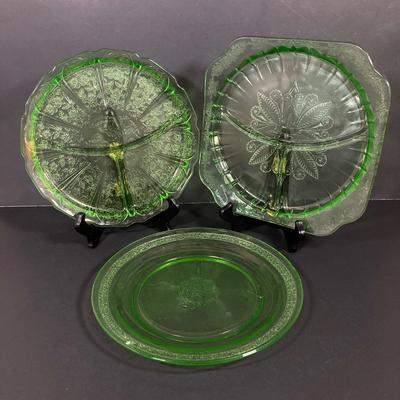LOT 141: Collection of Uranium Glass Serving Plates
