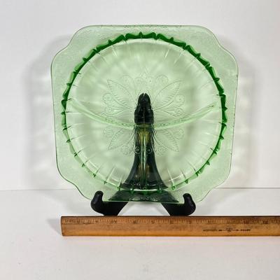 LOT 141: Collection of Uranium Glass Serving Plates