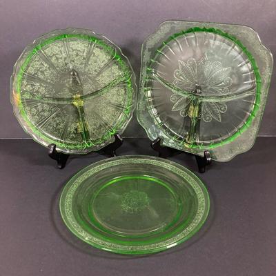 LOT 141: Collection of Uranium Glass Serving Plates