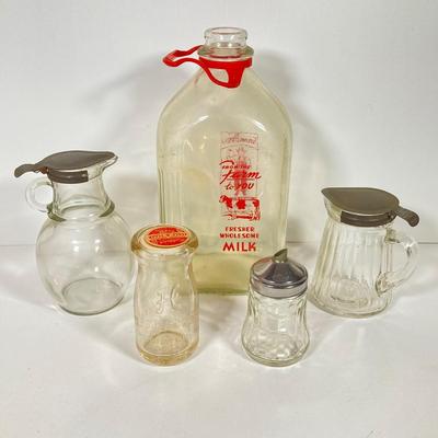 LOT 148: Vintage Farmhouse Decorative Collection - Farmer Brown's / Highland Dairy Bottles, Smucker's Juice / Water Jar, Tins...