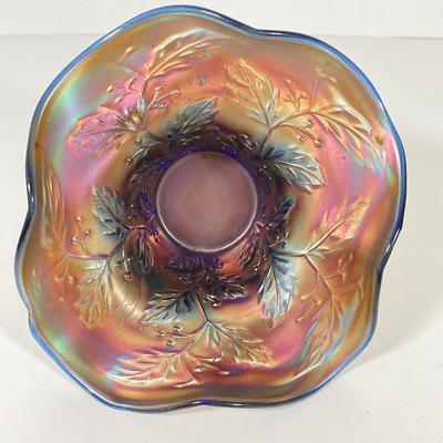 LOT 150: Collection of Decorative Serving Glass - Iridescent / Carnival and More