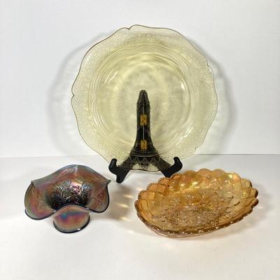 LOT 150: Collection of Decorative Serving Glass - Iridescent / Carnival and More