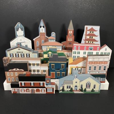 LOT 152: Large Collection of Cat's Meow Village Replicas - Pitman, Richwood, Elmer, Thorofare, Yankee Candle and More