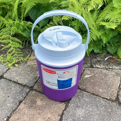 LOT 162: Collection of Assorted Coolers / Dispensers - (Igloo, Rubbermaid and More)