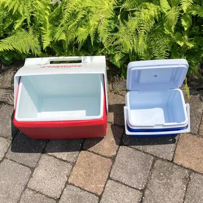 LOT 162: Collection of Assorted Coolers / Dispensers - (Igloo, Rubbermaid and More)