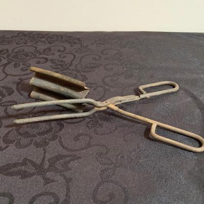 LOT 165: Vintage Kitchen Gadgets Featuring Wagner Kristy Korn Kobs Junior Cornbread Molds, Graters, Strainers and More