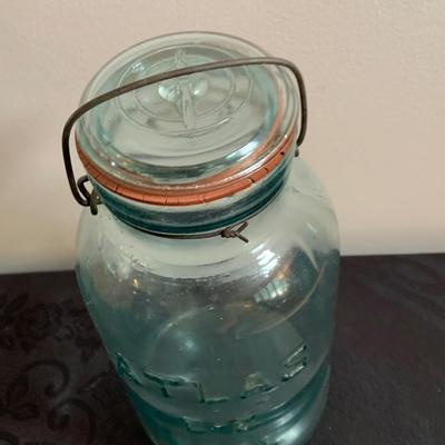 LOT 166: Vintage/Antique Canning Jars and John Wanamakers Jar