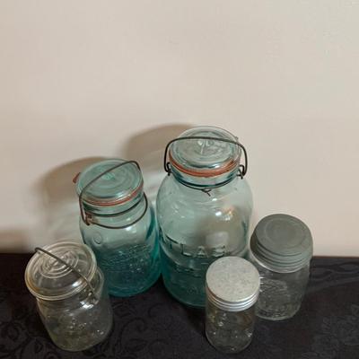 LOT 166: Vintage/Antique Canning Jars and John Wanamakers Jar