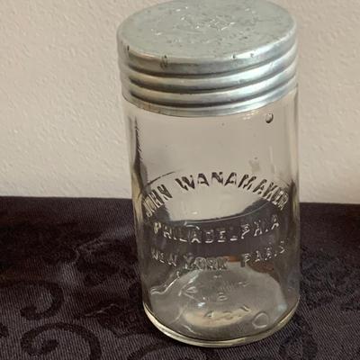 LOT 166: Vintage/Antique Canning Jars and John Wanamakers Jar