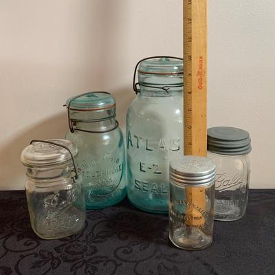 LOT 166: Vintage/Antique Canning Jars and John Wanamakers Jar