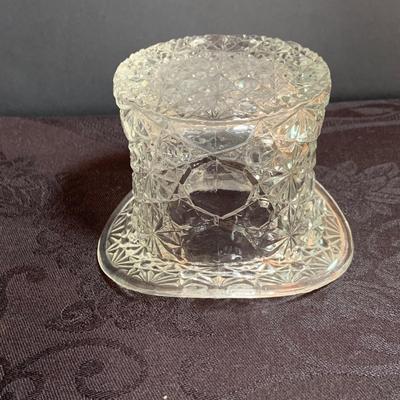 LOT 168: Vintage/Antique Crystal Knife Rests, Salt Dishes, Cake Stand, Flower Frog and More