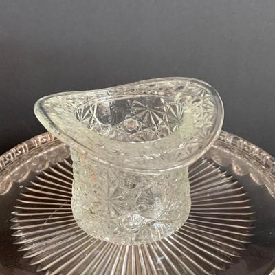 LOT 168: Vintage/Antique Crystal Knife Rests, Salt Dishes, Cake Stand, Flower Frog and More